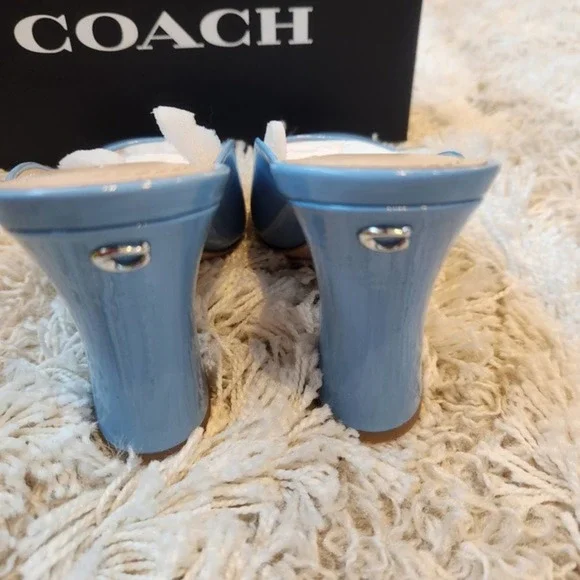 Coach Laurence Heel in Blue Patent Size 7 - Picture 4 of 7